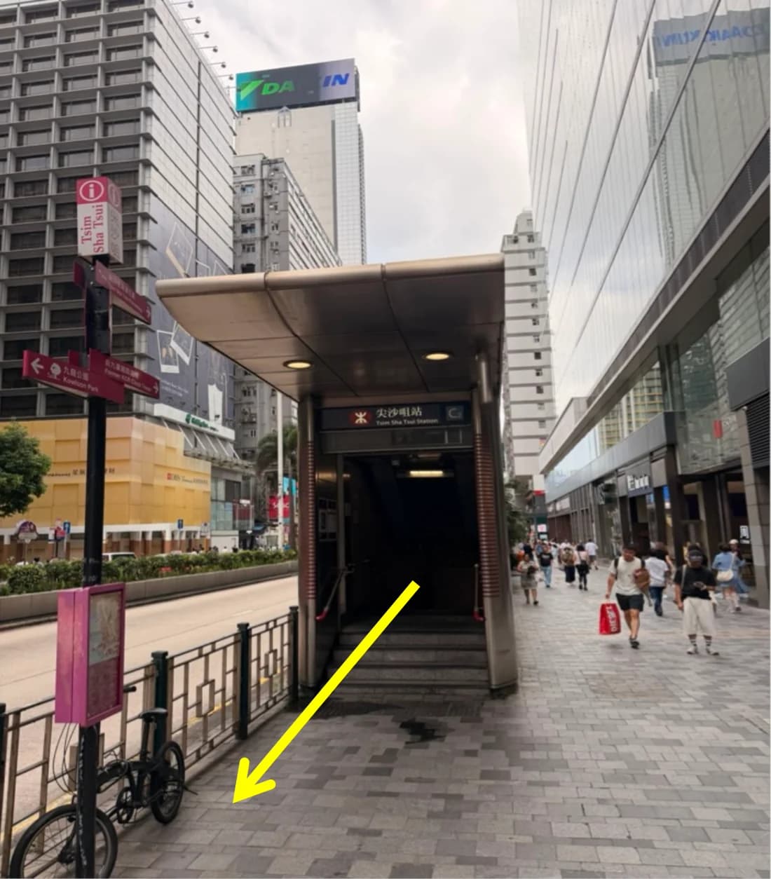 離開 C2 出口後直走的實景路線照片